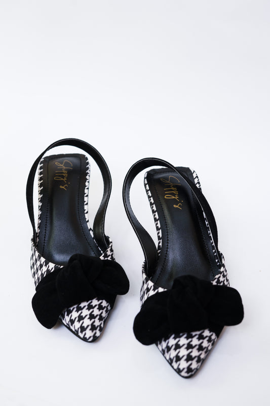 Checkered bow heels