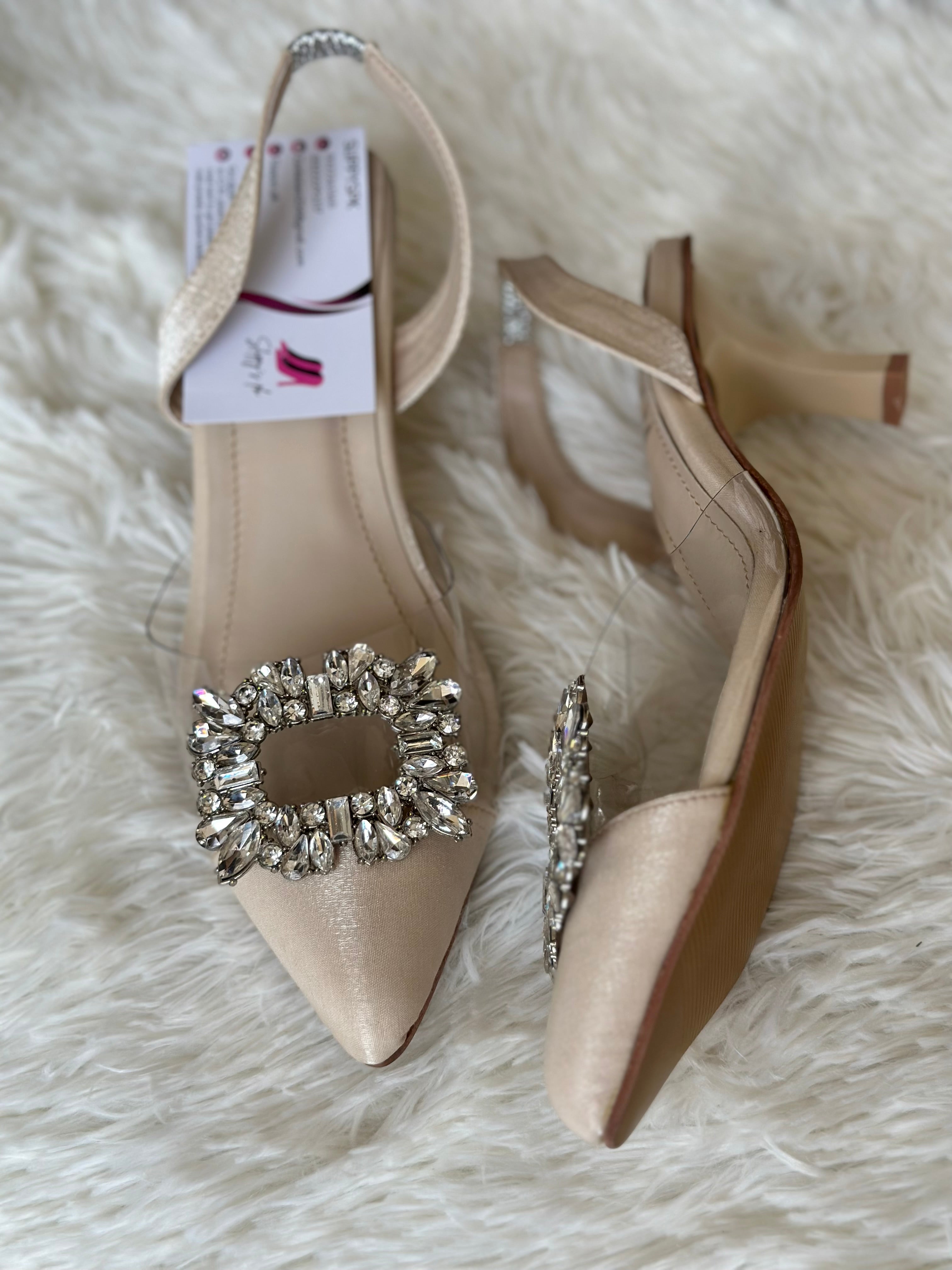 SLP kitten-broach heel