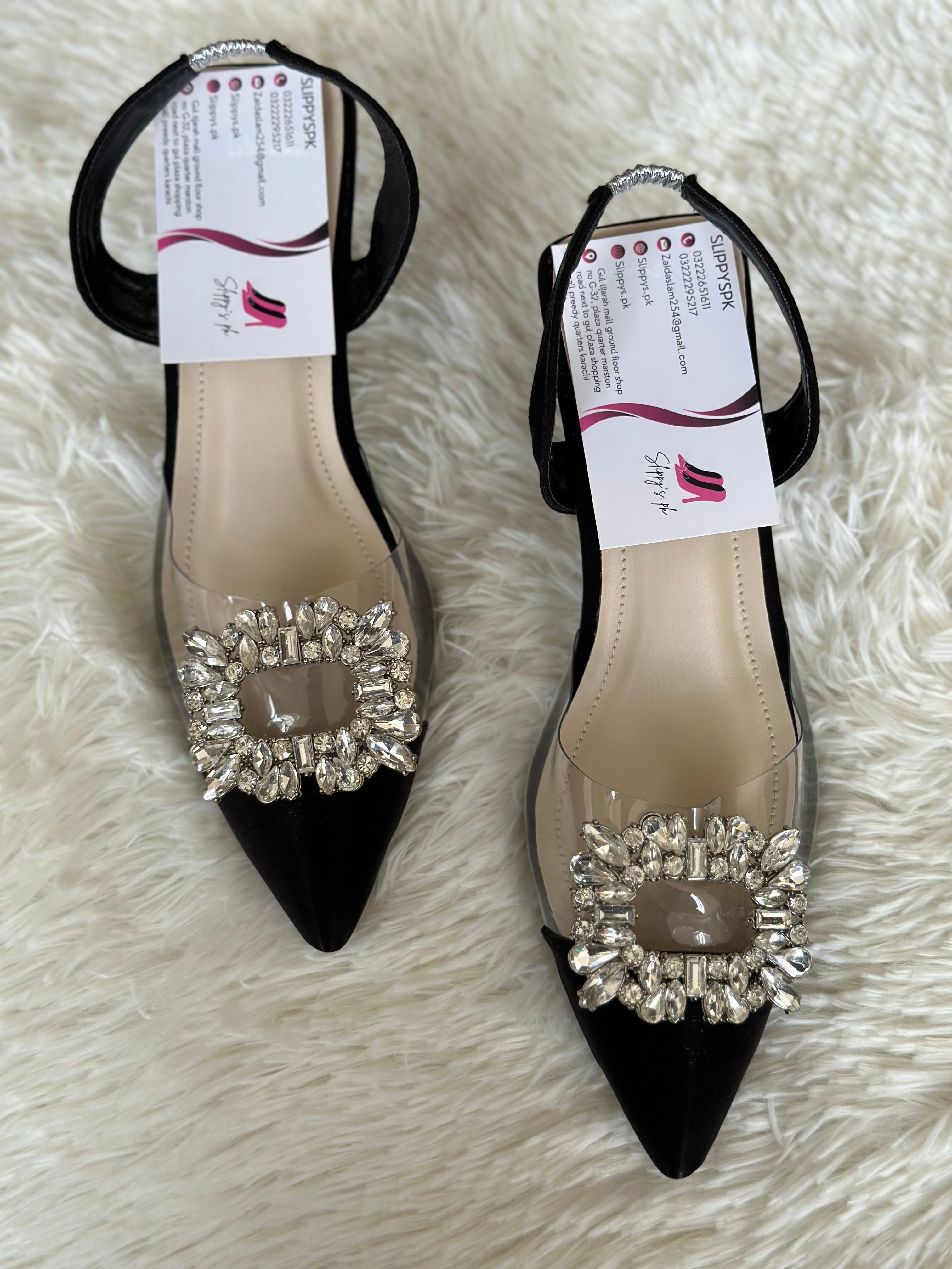 SLP kitten-broach heel