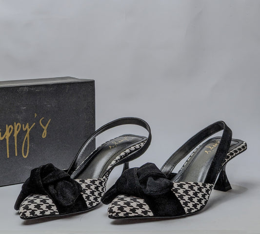 Checkered bow heels