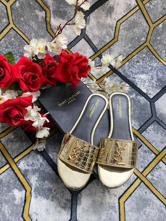 YSL CROC FLAT -GOLD