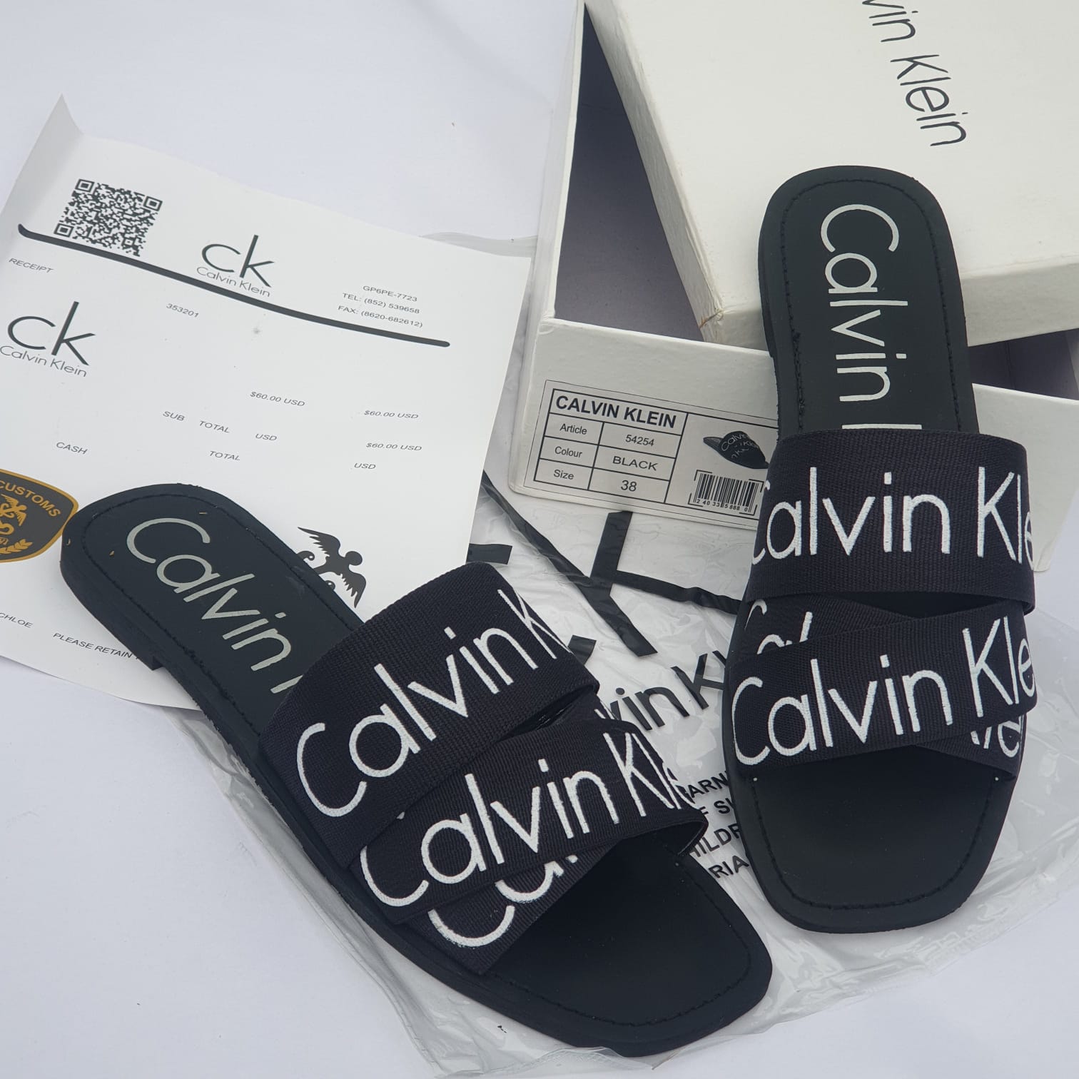 CALVIN KLEIN ‘BAINY’ LOGO SLIDES – BLACK